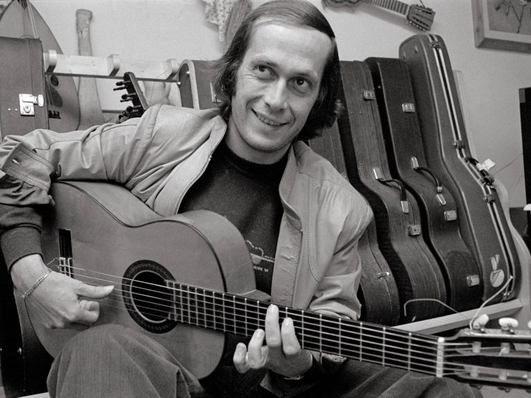 Paco de Lucia : The Legend of Flamenco Guitar
